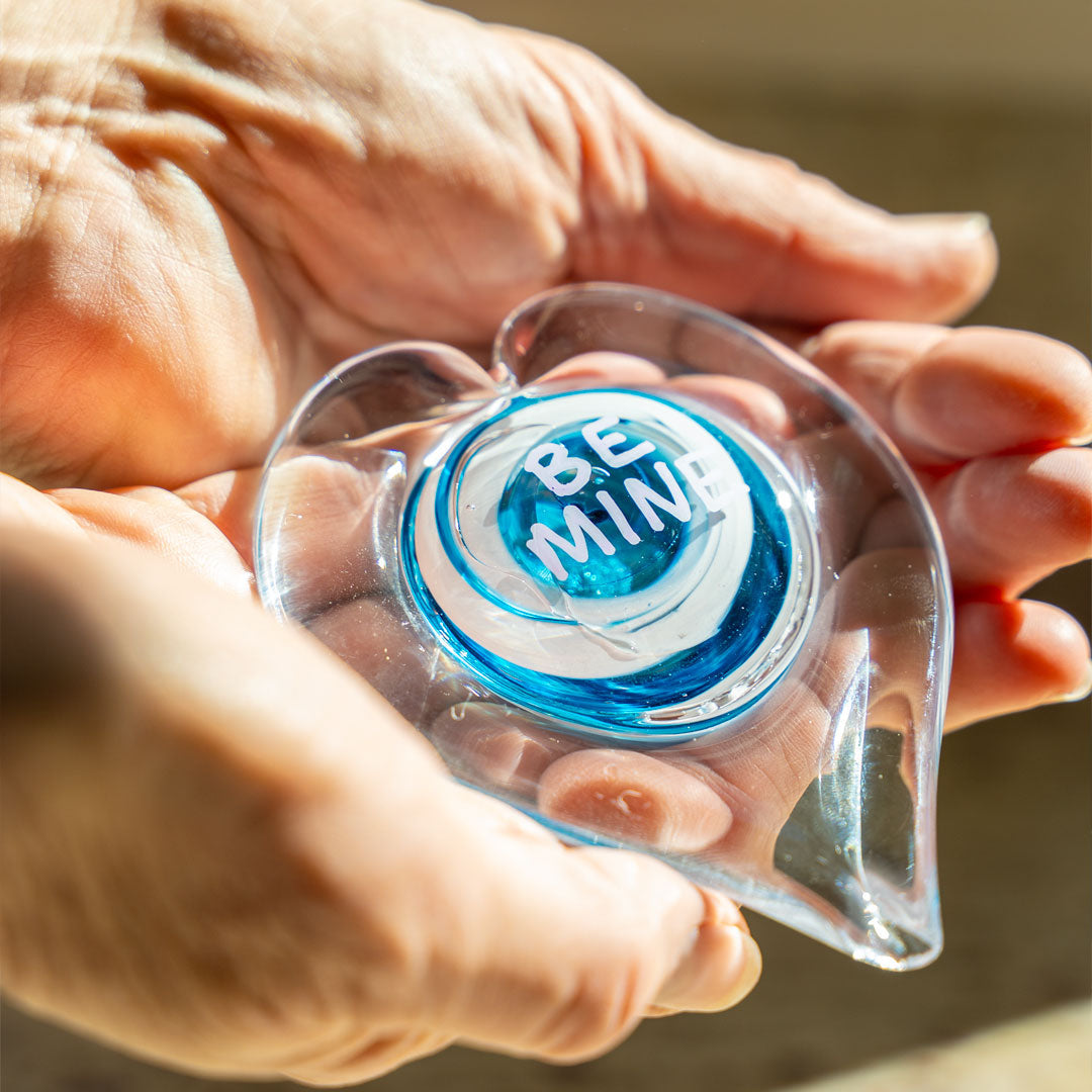 Sentiments Glass Glass Conversation Heart & Box options – Wimberley Glassworks Store